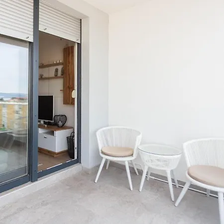 Marius Apartment